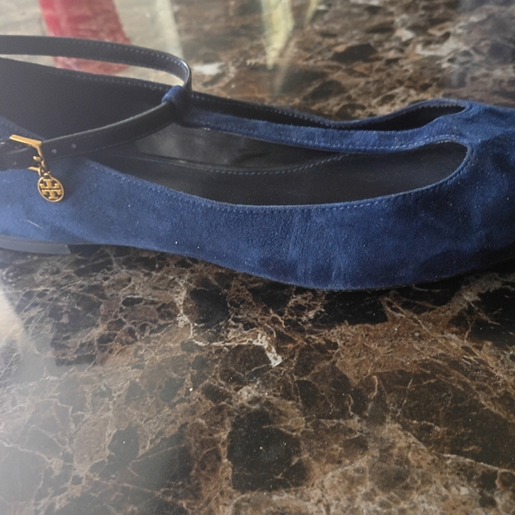 Tory Burch Women’s Navy Suede T-Strap Pointed Toe Flats - Picture 8 of 8
